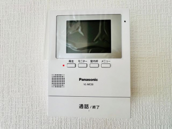̑@{Hʐ^@ԂSTVj^[tC^[z