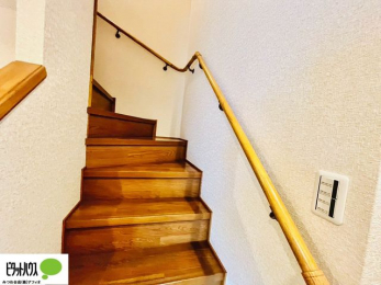 ̑@肷tKiBȂqlNz̕Sɏ艺ł܂B