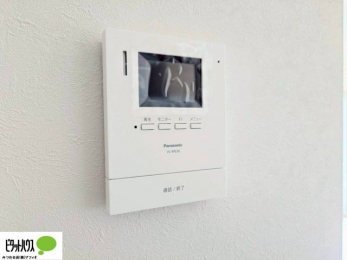 ���̑��@������Ԃ����S��TV���j�^�[�t���C���^�[�z��