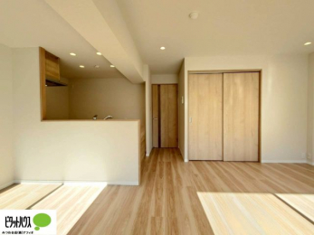 ���r���O�@�L�X�k�c�j�I����̑傫�ȃ\�t�@��u���Ă������f��ӏ܂��ǂ��ł��ˁB