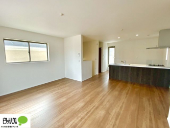 rO@lC̑ΖʃLb`ŉƑ݂ȂꏏB