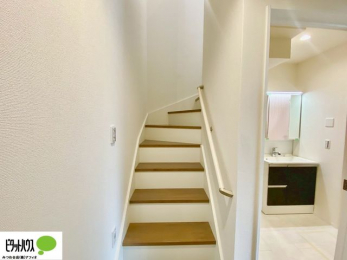 ̑@肷tKiBȂqlNz̕Sɏ艺ł܂B