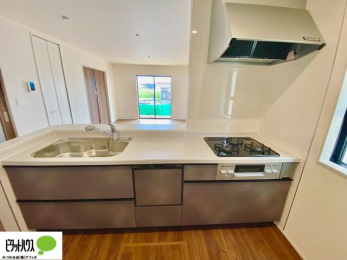 Lb`@{Hʐ^@lC̃JE^[Lb`́ArOɂ邲Ƒ̗lqf܂