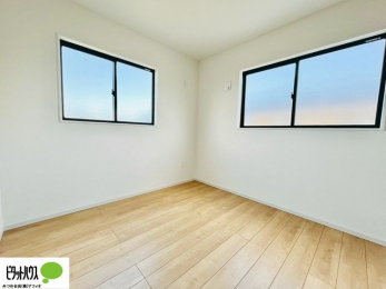 ̑ρ@VvȂ́Aꂼ̗z̃C[Wɂ₷łˁI