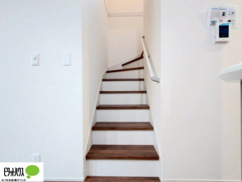 ̑@肷tKiBȂqlNz̕Sɏ艺ł܂B