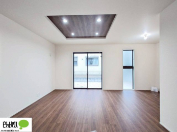 rO@19̃rÓAƋ̔zul₷`^łB߂₷Ƒ݂Ȃ̌ȅɁB