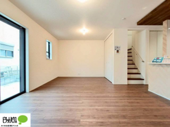 rO@RƉƑ̊炪킹lC̃rOCKiB