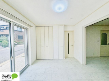 [@傫Ȏ[͂mׂG݂Ղ肵܂܂B