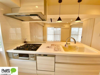 Lb`@lC̃JE^[Lb`́ArOɂ邲Ƒ̗lqf܂