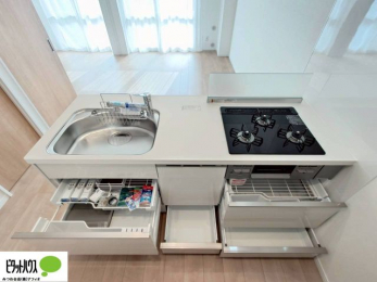 Lb`@Ȟ̕ЕtyɂȂAH􂢊@tB