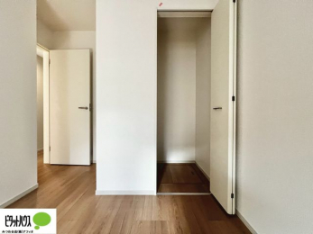 [@傫Ȏ[͂mׂG݂Ղ肵܂܂B