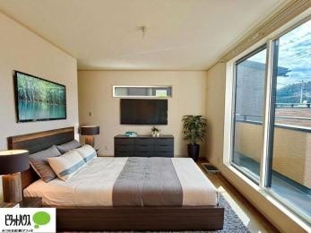 �Q���@�o���R�j�[�ւƑ������邢�����B�����ۂ̎����ʐ^��CG�ŉƋ��z�u�����C���[�W�ł���A���ۂƂ͑����قȂ�܂��B