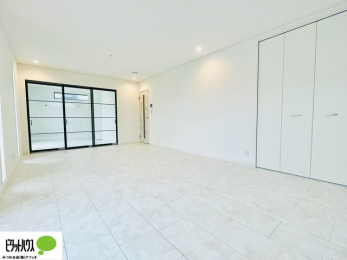 rO@LXkcjȊ傫ȃ\t@uĂfӏ܂ǂłˁB