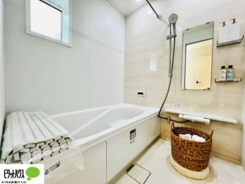 @{Hʐ^F1̔x̓͂qlƂ̃R~jP[V̏Ƃ