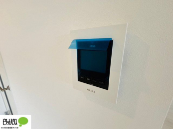 ̑@{Hʐ^FԂSTVj^[tC^[z