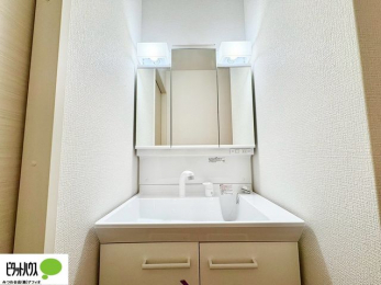 ���ʑ�E���ʏ��@�g���₷���V���v���Ȑ��ʉ��ϑ�B�����̎x�x�͂�������n�܂�܂��B