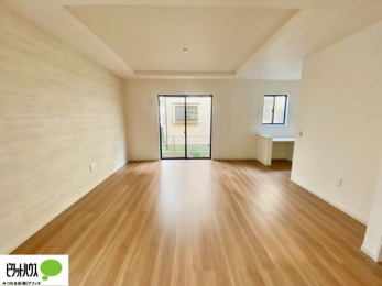 rO@傫ȑۓIȃrÓA邢CɂĂ܂ˁB