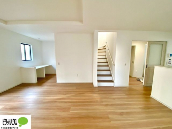 rO@RƉƑ̊炪킹lC̃rOCKiB