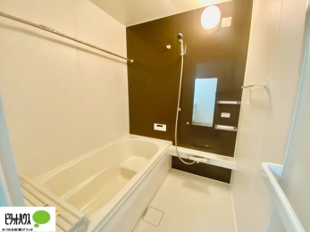 @1̔x̓͂qlƂ̃R~jP[V̏Ƃ