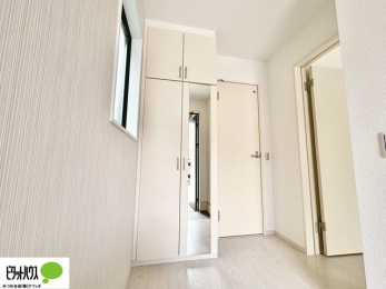 ց@V[Y{bNXɂ́AgȂ݃`FbNłSg~[tI