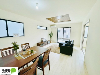 rO@17̃rÓAƋ̔zul₷`^łB߂₷Ƒ݂Ȃ̌ȅɁB