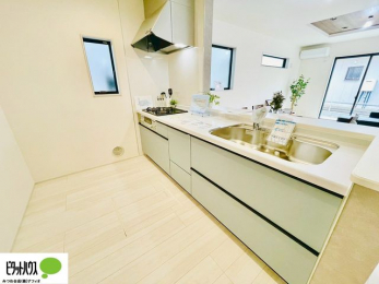 Lb`@lC̃JE^[Lb`́ArOɂ邲Ƒ̗lqf܂