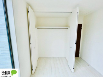 [@傫Ȏ[͂mׂG݂Ղ肵܂܂B