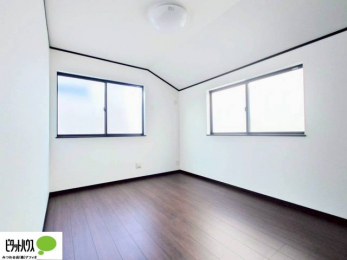 ̑ρ@VvȂ́Aꂼ̗z̃C[Wɂ₷łˁI