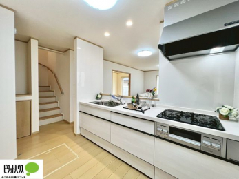 Lb`@ƑƂbȂyłJE^[Lb`B