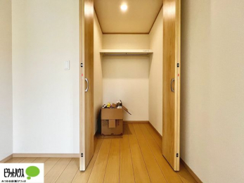 [@傫ȃEH[NCN[[bgɂ́AGߕ̈ߗނȂǂ܂Ƃ߂Ď[łALg܂