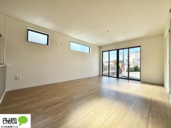 ̑@傫ȑۓIȃrÓA邢CɂĂ܂ˁB