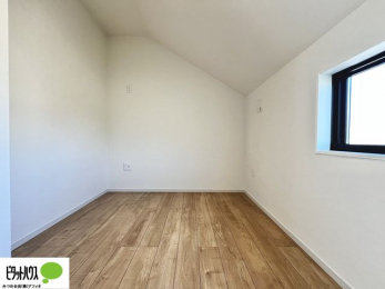 [@ݑ[N̃Xy[XȂǑprɗpł܂B