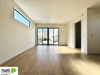 rO@傫ȑ̂郊rO͖邭AʂǂAƑ݂Ȃ̏΂n܂