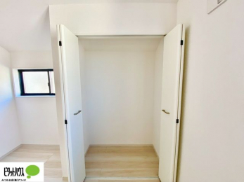 [@傫Ȏ[͂mׂG݂Ղ肵܂܂B