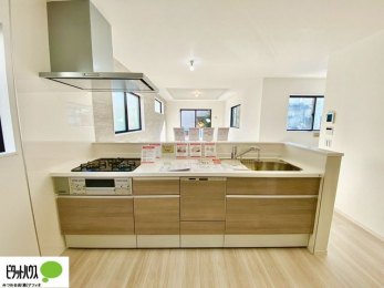 Lb`@lC̃JE^[Lb`́ArOɂ邲Ƒ̗lqf܂