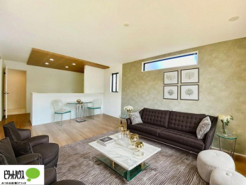 rO@ۂ̎ʐ^CGŉƋzuC[WłAۂƂ͑قȂ܂B