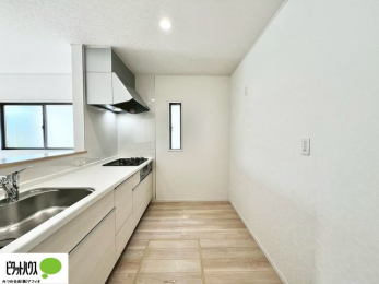 Lb`@VzȂł͂̃sJsJ̃Lb`͖̂yĂ܂ˁB