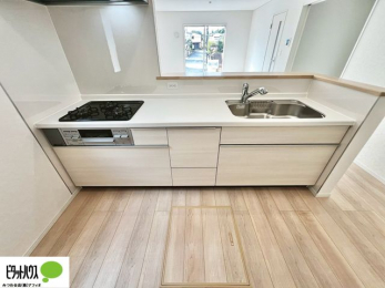 Lb`@ƑƂbȂyłJE^[Lb`B