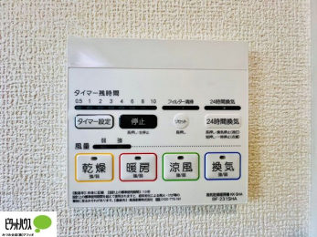 ̑@{Hʐ^F24ԊCECEEEg[t