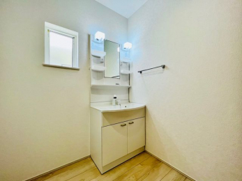 ʑEʏ@{Hʐ^F傫ȋŌ₷ʉϑ