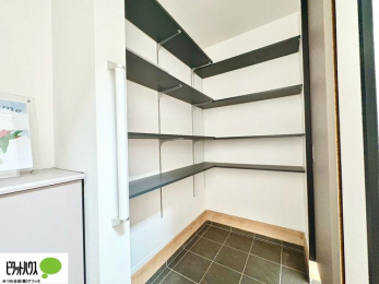 ց@Ƒ݂Ȃ̌CՂ[łV[YCN[N