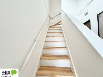 ̑@肷tKiBȂqlNz̕Sɏ艺ł܂B