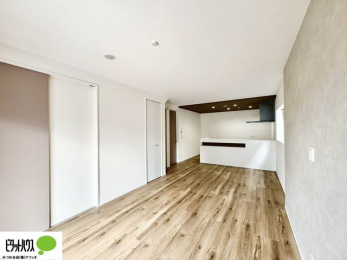 rO@LXkcjȊ傫ȃ\t@uĂfӏ܂ǂłˁB