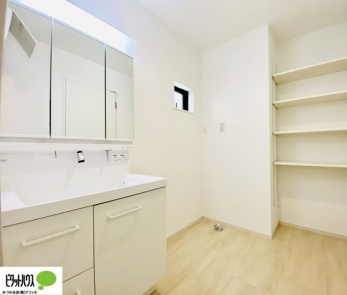 ̑@{Hʐ^FԂSTVj^[tC^[z