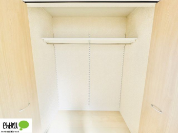 [@傫Ȏ[͂mׂG݂Ղ肵܂܂B