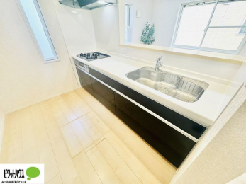 Lb`@lC̃JE^[Lb`́ArOɂ邲Ƒ̗lqf܂