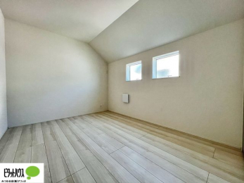 ̑ρ@VvȂ́Aꂼ̗z̃C[Wɂ₷łˁI