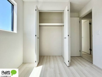 [@ꂼ̂Ɏ[Xy[X̂ŃvCx[gȉוg߂ɒuƂł܂B