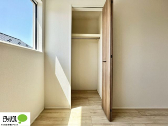 [@ꂼ̂Ɏ[Xy[X̂ŃvCx[gȉוg߂ɒuƂł܂B