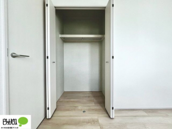 [@傫Ȏ[͂mׂG݂Ղ肵܂܂B